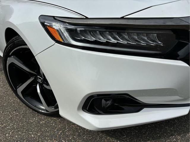 Photo of 2022 Platinum White Pearl Honda Accord