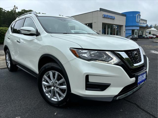Photo of 2020 Pearl White Tricoat Nissan Rogue