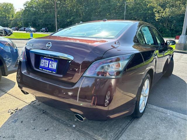 Photo of 2014 Midnight Garnet Metallic Nissan Maxima