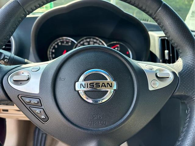 Photo of 2014 Midnight Garnet Metallic Nissan Maxima