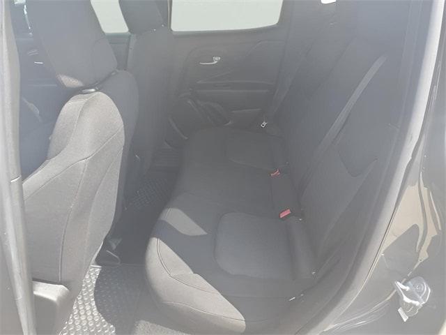 Photo of 2022 Sting Gray Clearcoat Jeep Renegade