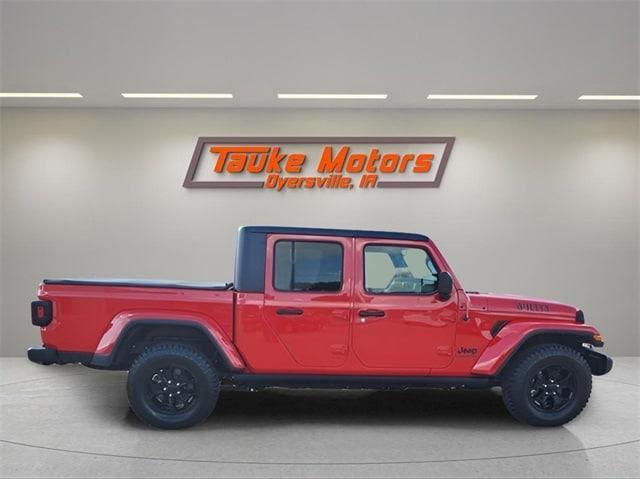 Photo of 2021 Firecracker Red Clearcoat Jeep Gladiator