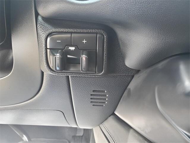 Photo of 2021 Granite Clearcoat Metallic Dodge Durango
