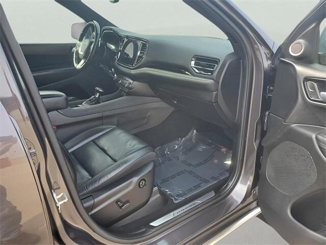 Photo of 2021 Granite Clearcoat Metallic Dodge Durango
