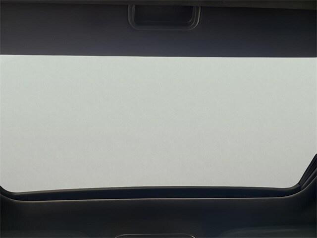 Photo of 2021 Granite Clearcoat Metallic Dodge Durango
