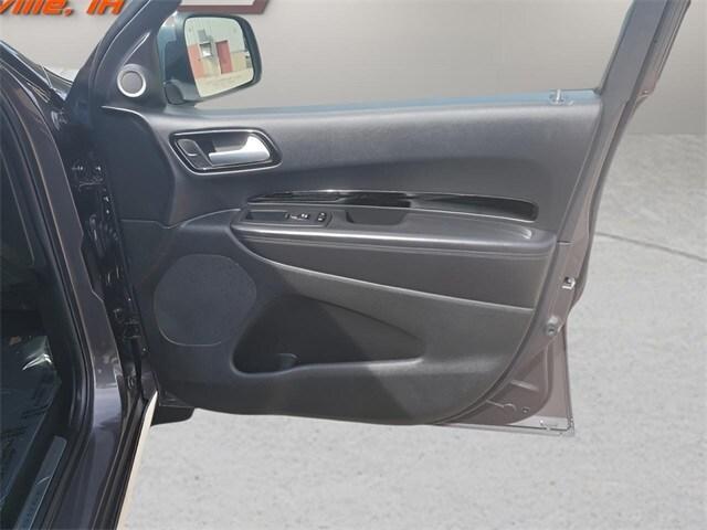 Photo of 2021 Granite Clearcoat Metallic Dodge Durango