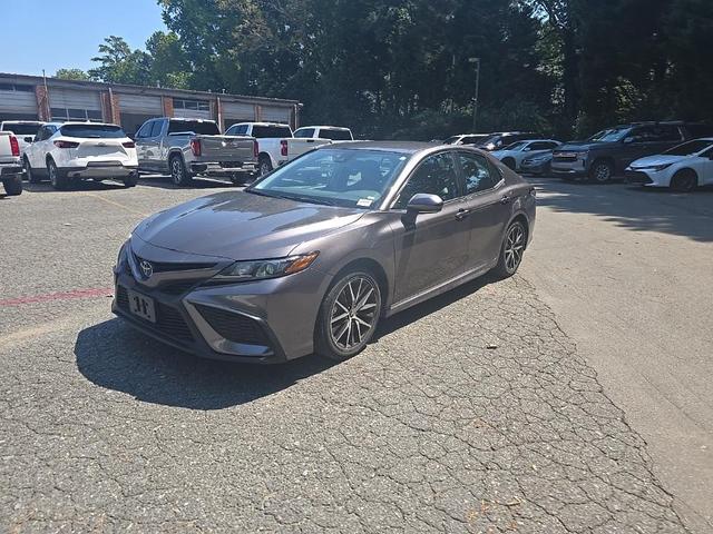 Photo of 2024 Predawn Gray Mica Toyota Camry