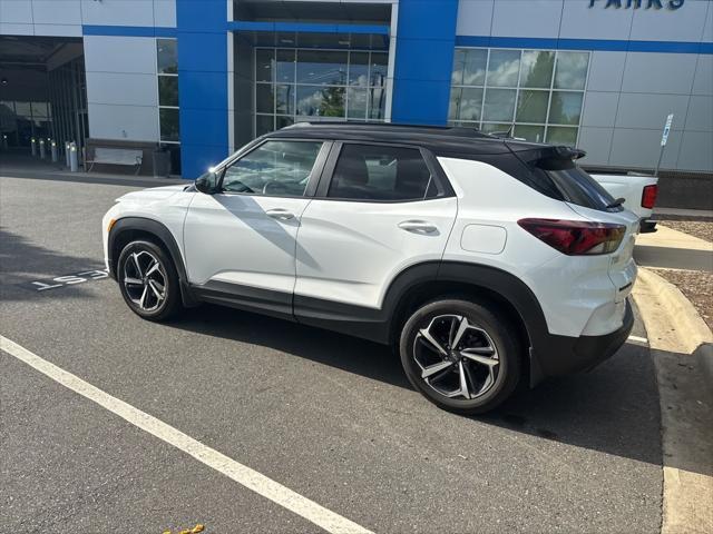 Photo of 2023 Summit White Chevrolet Trailblazer