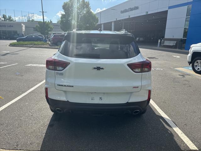 Photo of 2023 Summit White Chevrolet Trailblazer