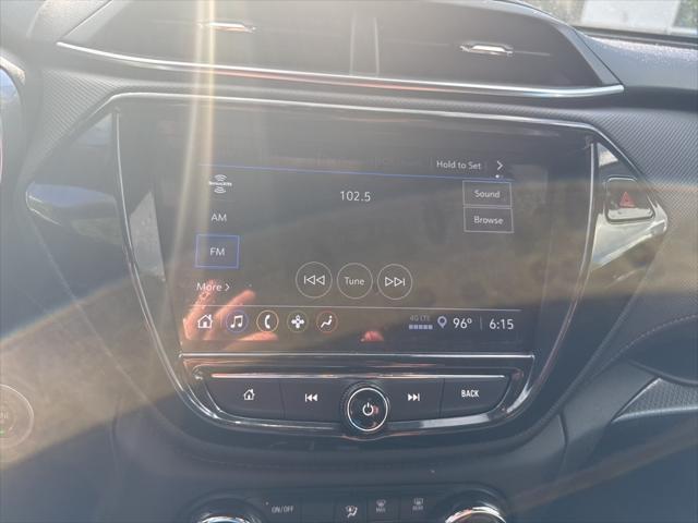 Photo of 2023 Summit White Chevrolet Trailblazer