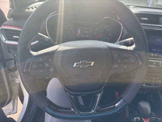 Photo of 2023 Summit White Chevrolet Trailblazer