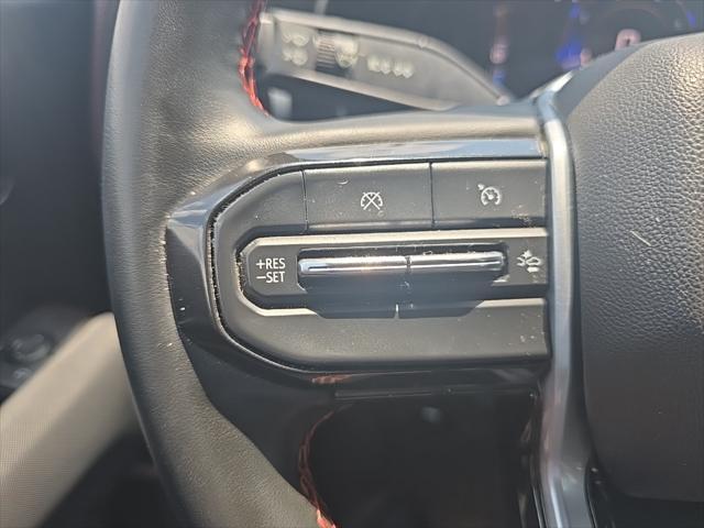 Photo of 2023 Black Chevrolet Colorado