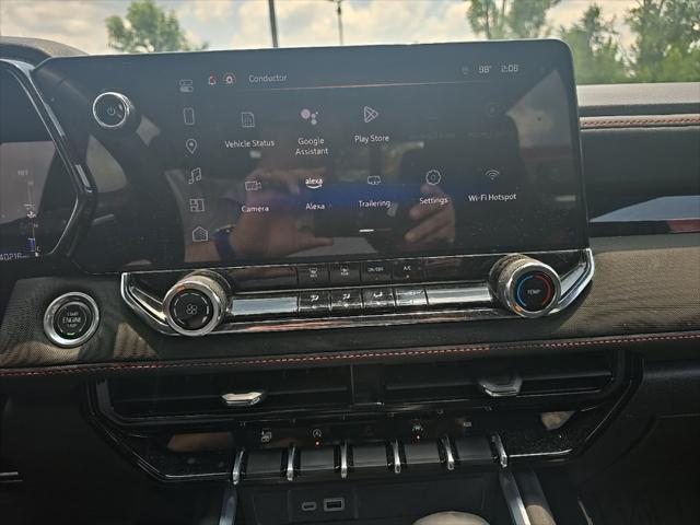 Photo of 2023 Black Chevrolet Colorado