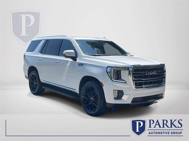 Photo of 2022 Summit White GMC Yukon