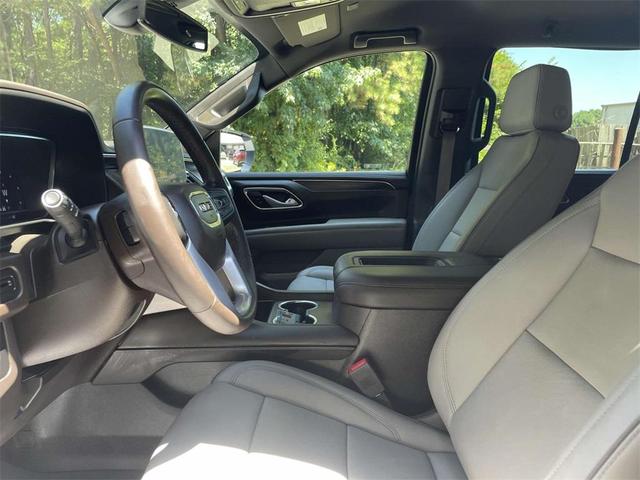 Photo of 2022 Summit White GMC Yukon