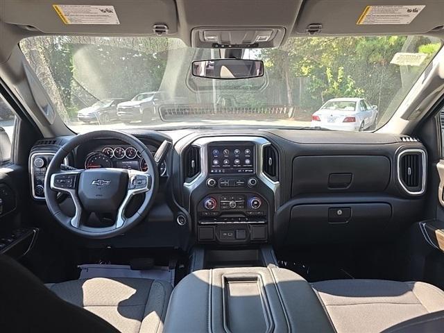 Photo of 2022 Summit White Chevrolet Silverado 1500