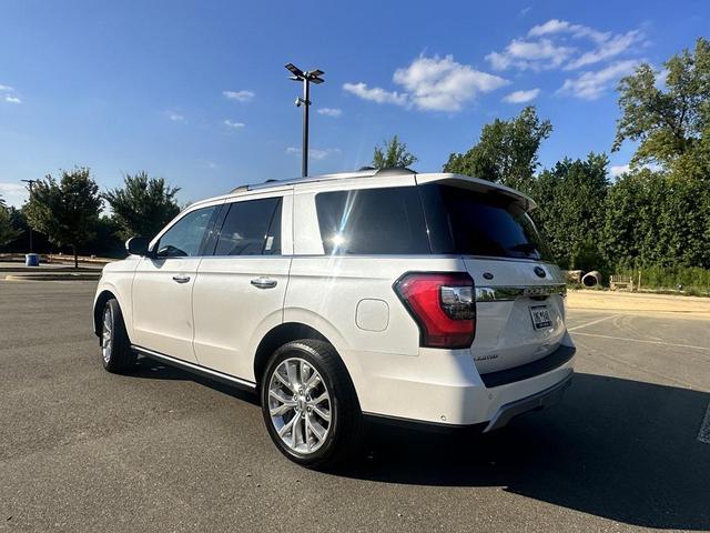 Photo of 2018 White Platinum Ford Expedition