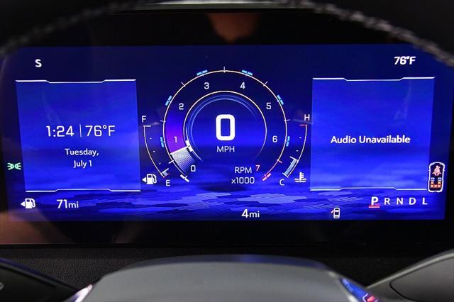 Photo of 2025 Summit White Chevrolet Traverse