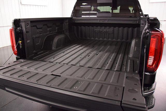 Photo of 2026 Onyx Black GMC Sierra 1500