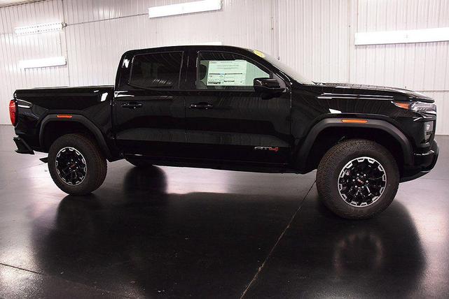 Photo of 2026 Onyx Black GMC Canyon