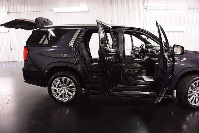 Photo of 2024 Onyx Black GMC Yukon