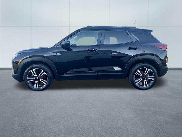 Photo of 2023 Mosaic Black Metallic Chevrolet Trailblazer
