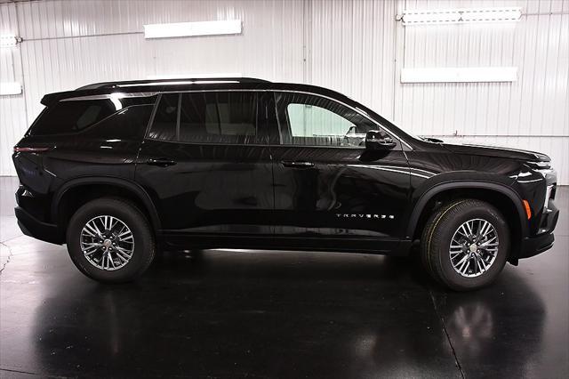 Photo of 2025 Mosaic Black Metallic Chevrolet Traverse