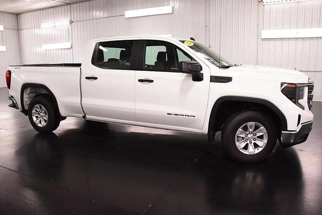 Photo of 2024 Summit White GMC Sierra 1500