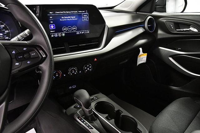 Photo of 2025 Mosaic Black Metallic Chevrolet Trax