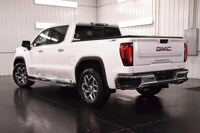 Photo of 2023 White Frost Tricoat GMC Sierra 1500