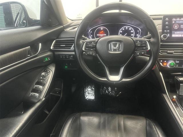Photo of 2018 White Honda Accord