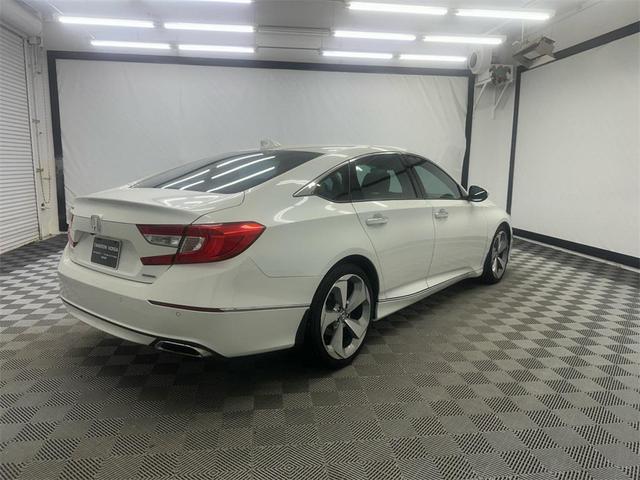 Photo of 2018 White Honda Accord