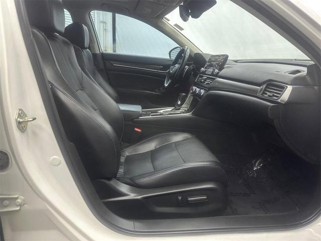 Photo of 2018 White Honda Accord