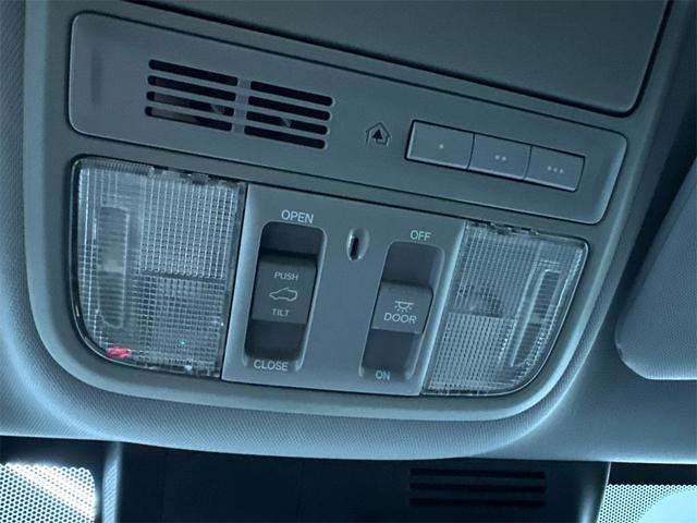 Photo of 2019 Gray Honda CR-V