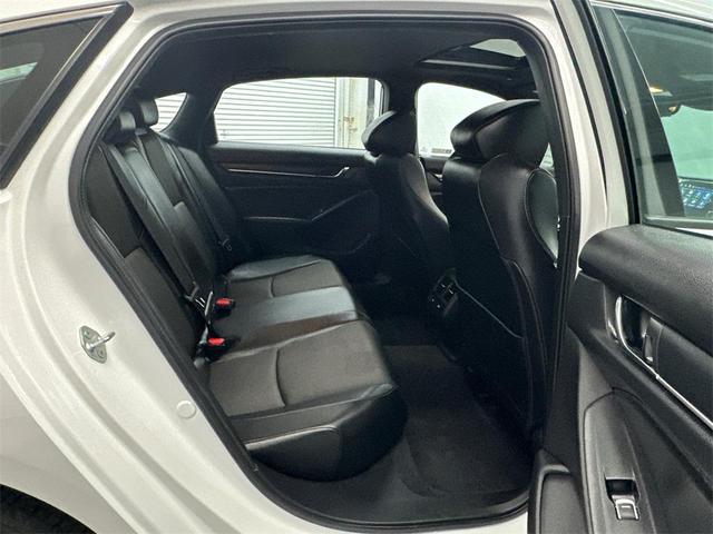 Photo of 2022 Platinum White Pearl Honda Accord