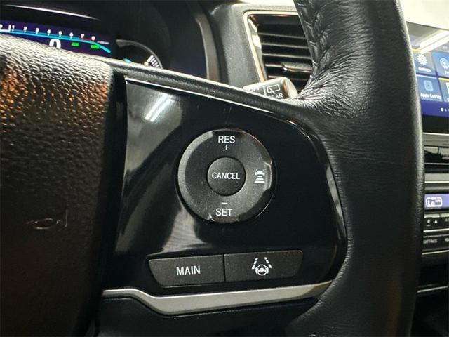 Photo of 2022 Platinum White Honda Pilot