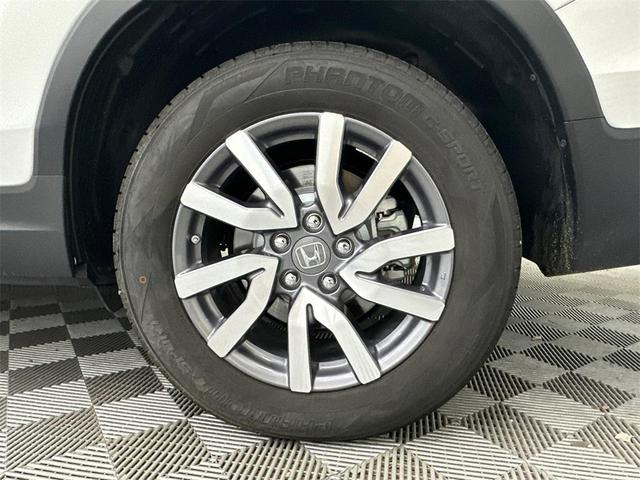 Photo of 2022 Platinum White Honda Pilot