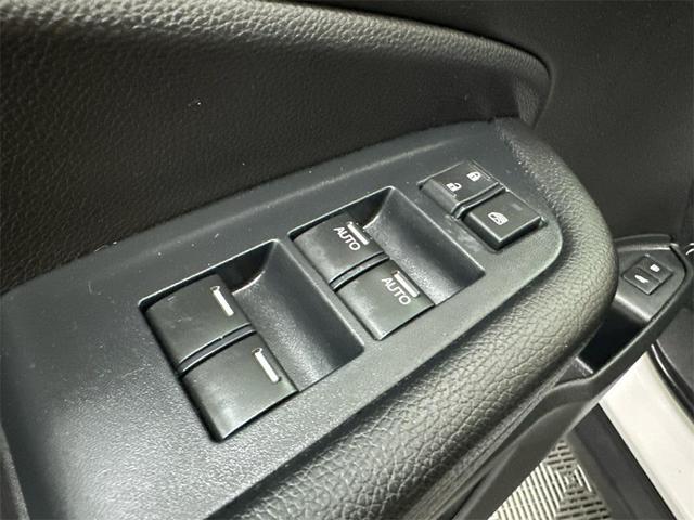 Photo of 2022 Platinum White Honda Pilot