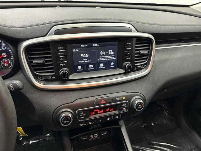 Photo of 2019 Snow White Pearl Kia Sorento