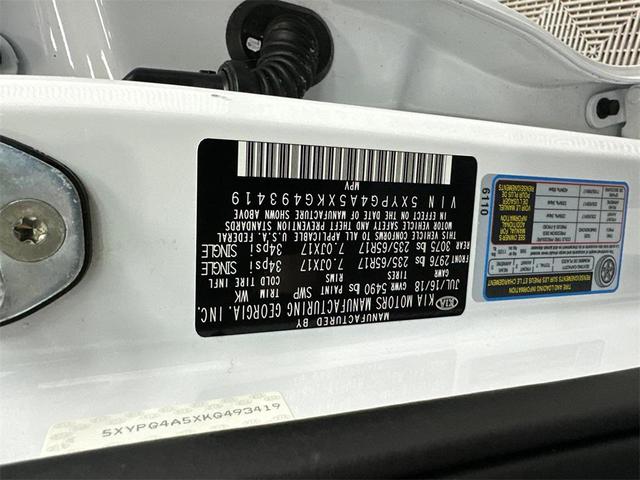 Photo of 2019 Snow White Pearl Kia Sorento