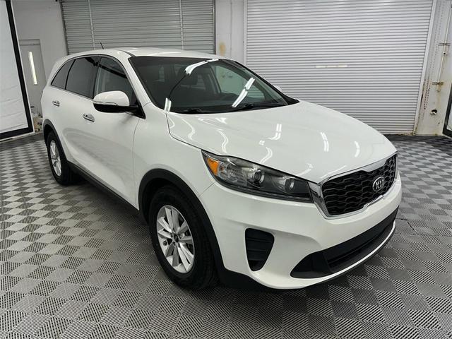 Photo of 2019 Snow White Pearl Kia Sorento