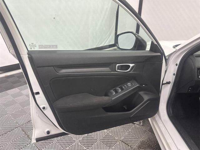 Photo of 2024 Crystal Black Pearl Honda Civic