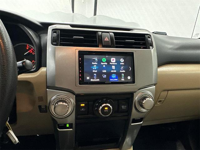 Photo of 2010 Blizzard Pearl Toyota 4Runner