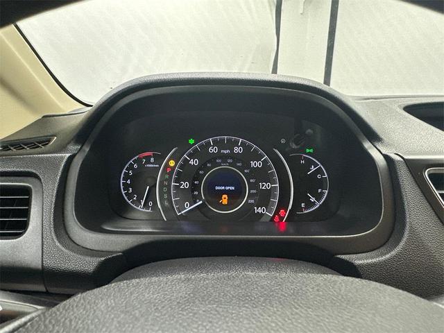 Photo of 2016 White Diamond Pearl Honda CR-V