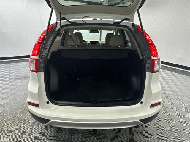 Photo of 2016 White Diamond Pearl Honda CR-V