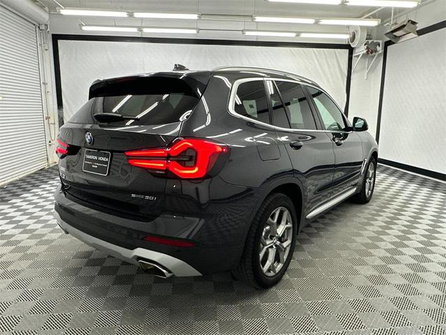 Photo of 2024 Dark Graphite Metallic BMW X3