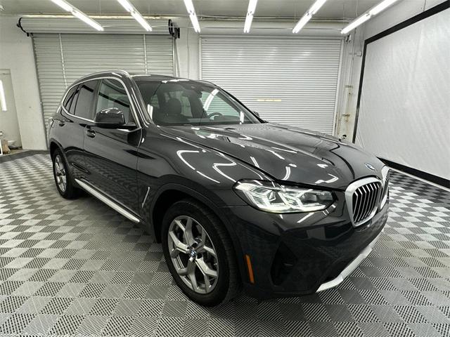 Photo of 2024 Dark Graphite Metallic BMW X3