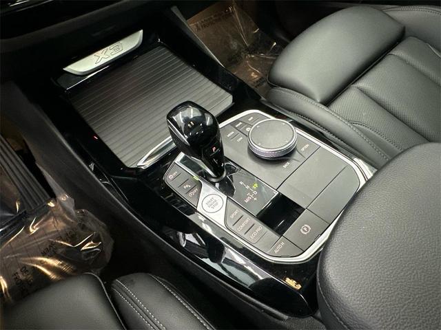 Photo of 2024 Dark Graphite Metallic BMW X3