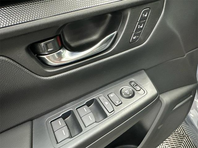 Photo of 2026 Urban Gray Pearl Honda CR-V Hybrid