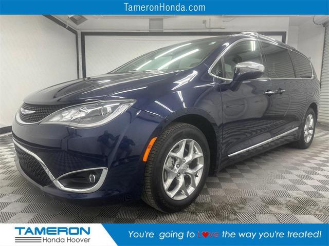 Photo of 2019 Jazz Blue Pearlcoat Chrysler Pacifica
